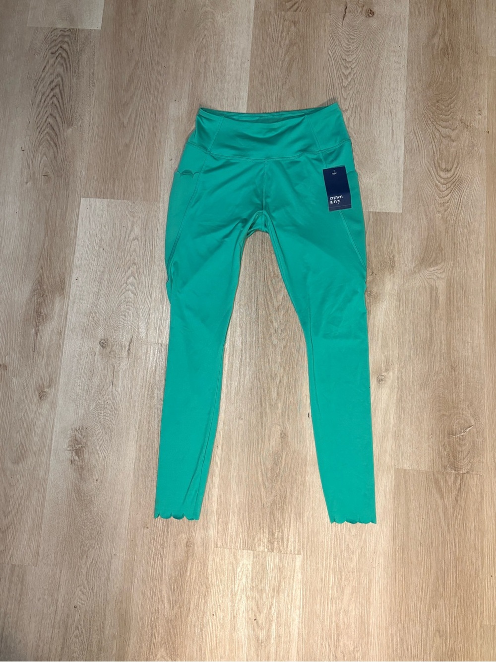Crown & Ivy Green Green Leggings Womens Size Small High Waisted w/ Pockets NWT